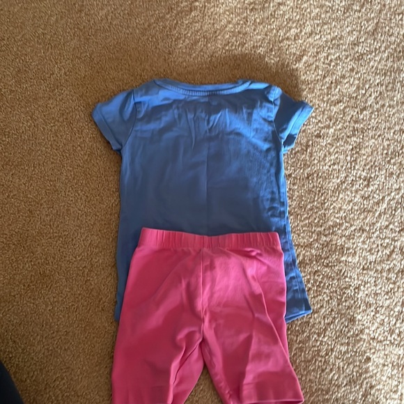 Short set - Picture 2 of 3